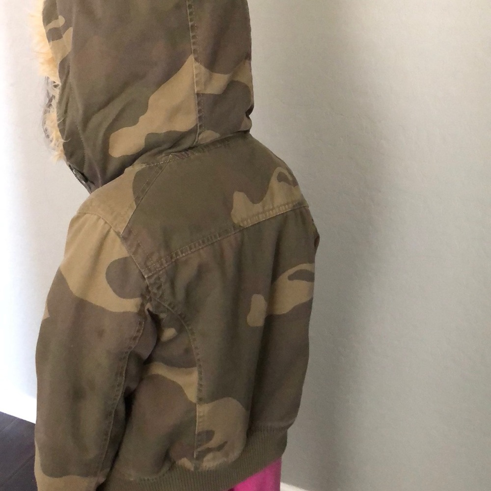 Jacket - Picture 7 of 8